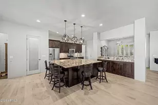 2639 W Lavitt Ln, Phoenix, AZ 85086 - Photo 8