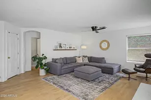 26421 N 43rd Pl, Phoenix, AZ 85050 - Photo 10