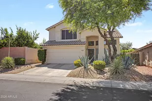 26421 N 43rd Pl, Phoenix, AZ 85050 - Photo 4