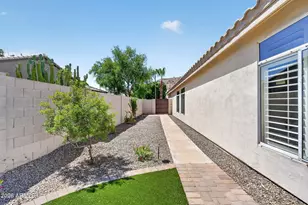 2541 E Silverwood Dr, Phoenix, AZ 85048 - Photo 42