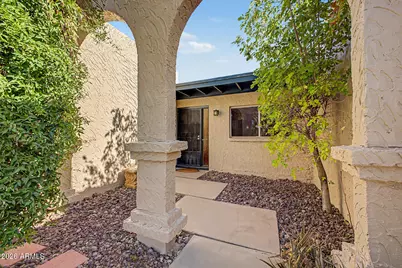 2627 W Obispo Circle, Mesa, AZ 85202 - Photo 6