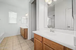 1944 N 77th Glen, Phoenix, AZ 85035 - Photo 20