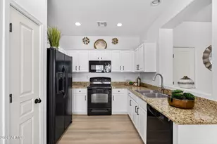 1672 E Elgin St, Gilbert, AZ 85295 - Photo 8