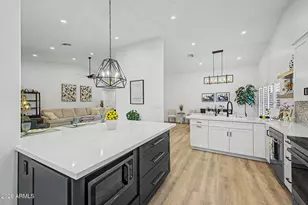 4037 E Nambe Street E, Phoenix, AZ 85044 - Photo 2