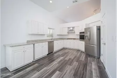18031 N 15th Place, Phoenix, AZ 85022 - Photo 8