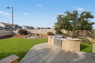 24822 W Vista Norte St, Buckeye, AZ 85326 - Photo 26