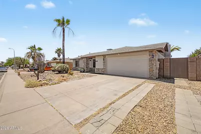 4823 E Western Star Boulevard, Phoenix, AZ 85044 - Photo 2