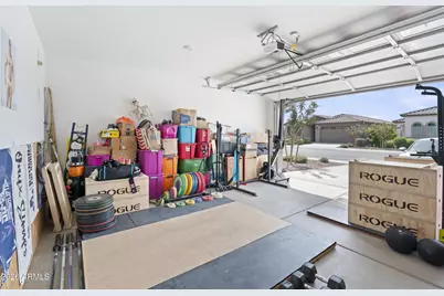 9512 W Turney Avenue, Phoenix, AZ 85037 - Photo 18