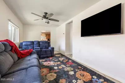 2743 E Saguaro Drive, Casa Grande, AZ 85194 - Photo 10