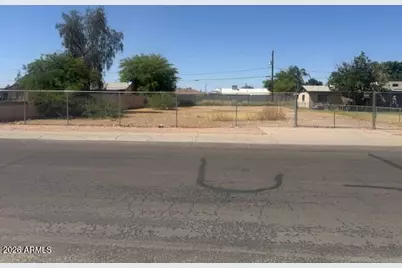 136 W Jones Avenue W #14, Phoenix, AZ 85041 - Photo 2