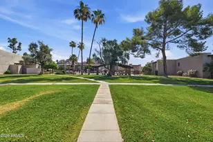 4201 E Camelback Rd, Phoenix, AZ 85018 - Photo 16