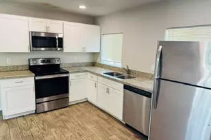 421 N Central Ave, Avondale, AZ 85323 - Photo 14