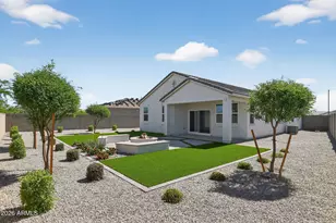 15476 W Desert Hollow Dr, Surprise, AZ 85387 - Photo 34