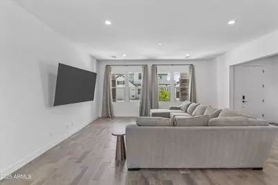17254 W Vacaville Street, Surprise, AZ 85388 - Photo 18