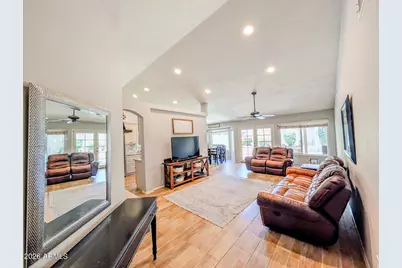 3556 E Utopia Road, Phoenix, AZ 85050 - Photo 10