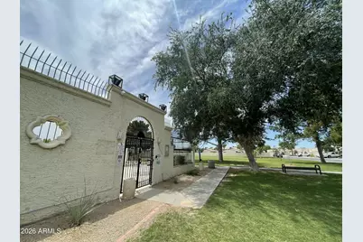 4706 W Escuda Drive, Glendale, AZ 85308 - Photo 38