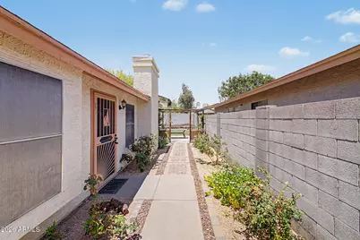 4706 W Escuda Drive, Glendale, AZ 85308 - Photo 4