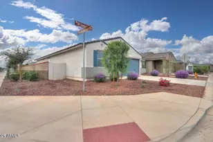 41575 W Saguaro Dr, Maricopa, AZ 85138 - Photo 2