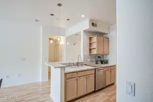 435 W Rio Salado Pkwy, Tempe, AZ 85281 - Photo 10