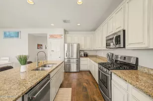 3938 E Sourwood Dr, Gilbert, AZ 85298 - Photo 18