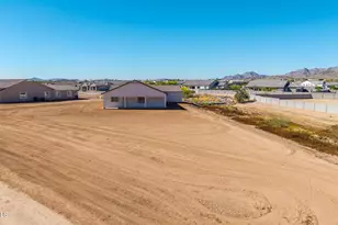 9087 W Limestone Mountain Dr, Casa Grande, AZ 85194 - Photo 18