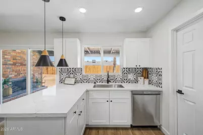 8714 W Becker Lane, Peoria, AZ 85345 - Photo 14