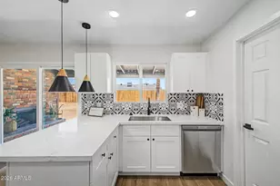 8714 W Becker Ln, Peoria, AZ 85345 - Photo 14
