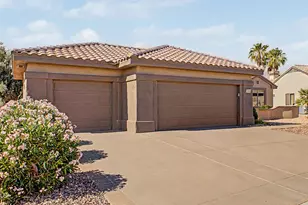 15764 W Spring Tree Way, Surprise, AZ 85374 - Photo 14