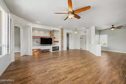 15764 W Spring Tree Way, Surprise, AZ 85374 - Photo 20