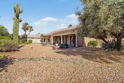 15764 W Spring Tree Way, Surprise, AZ 85374 - Photo 8
