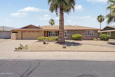 20008 N Willowcreek Circle, Sun City, AZ 85373 - Photo 2