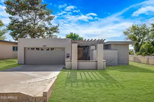 2514 N 60th Pl, Scottsdale, AZ 85257 - Photo 1