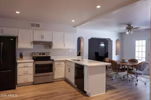 2526 E John Cabot Rd, Phoenix, AZ 85032 - Photo 4