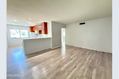 749 E Montebello Avenue #233, Phoenix, AZ 85014 - Photo 2