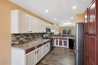14937 W Mauna Loa Lane, Surprise, AZ 85379 - Photo 6