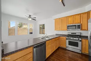 8742 E Lomita Ave, Mesa, AZ 85209 - Photo 16