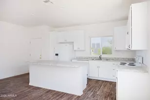 12067 W Lobo Dr, Arizona City, AZ 85123 - Photo 8