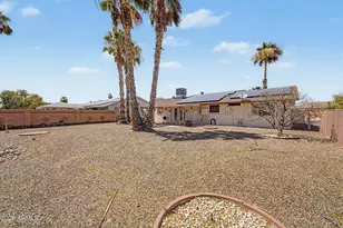 10719 W Tropicana Cir, Sun City, AZ 85351 - Photo 14