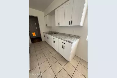 2819 E Capri Circle #1, Mesa, AZ 85204 - Photo 4