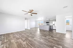 2495 W Tepee St, Apache Junction, AZ 85120 - Photo 6