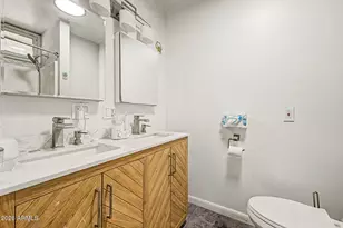 906 E Cinnabar Ave, Phoenix, AZ 85020 - Photo 16