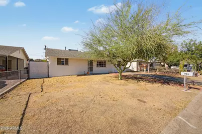 906 E Cinnabar Avenue, Phoenix, AZ 85020 - Photo 4