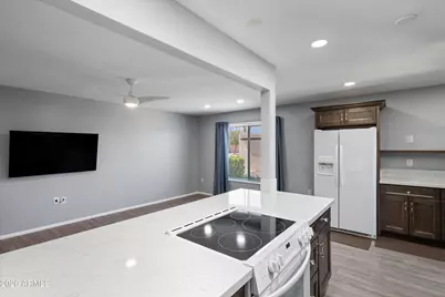 13608 N 98th Avenue #Q, Sun City, AZ 85351 - Photo 14