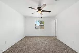 1634 N 64th Ln, Phoenix, AZ 85035 - Photo 14