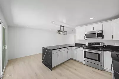 1634 N 64th Lane, Phoenix, AZ 85035 - Photo 10