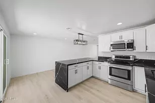 1634 N 64th Ln, Phoenix, AZ 85035 - Photo 10