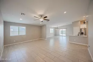 2547 E Illini St, Phoenix, AZ 85040 - Photo 4