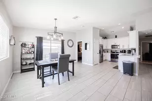 2547 E Illini St, Phoenix, AZ 85040 - Photo 10