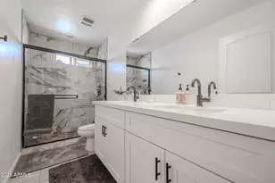 2547 E Illini St, Phoenix, AZ 85040 - Photo 18