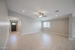 2547 E Illini St, Phoenix, AZ 85040 - Photo 6